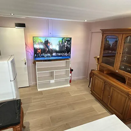Pensión Privative Design Avec Espace Salon & Cuisine 15 Min De Paris *
